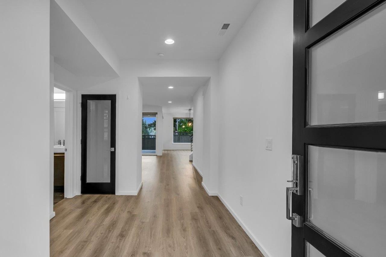 1929 Olympia Ct Se - Photo 4 of 27