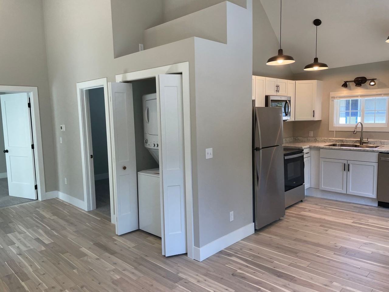 Wolcott Ave., 1301 - Photo 2 of 15