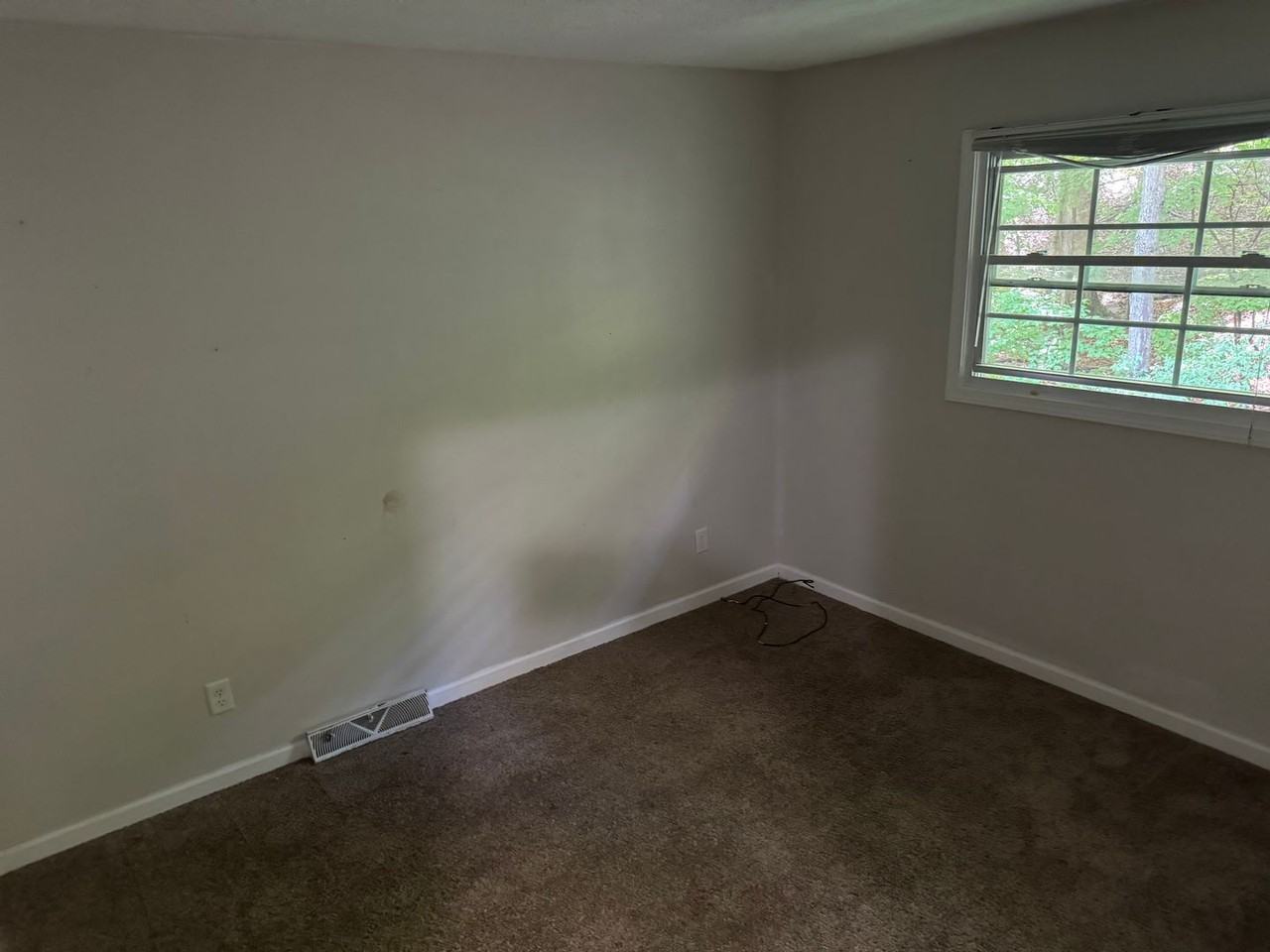 1504 E Terrace View Ln Apt A - Photo 2 of 6