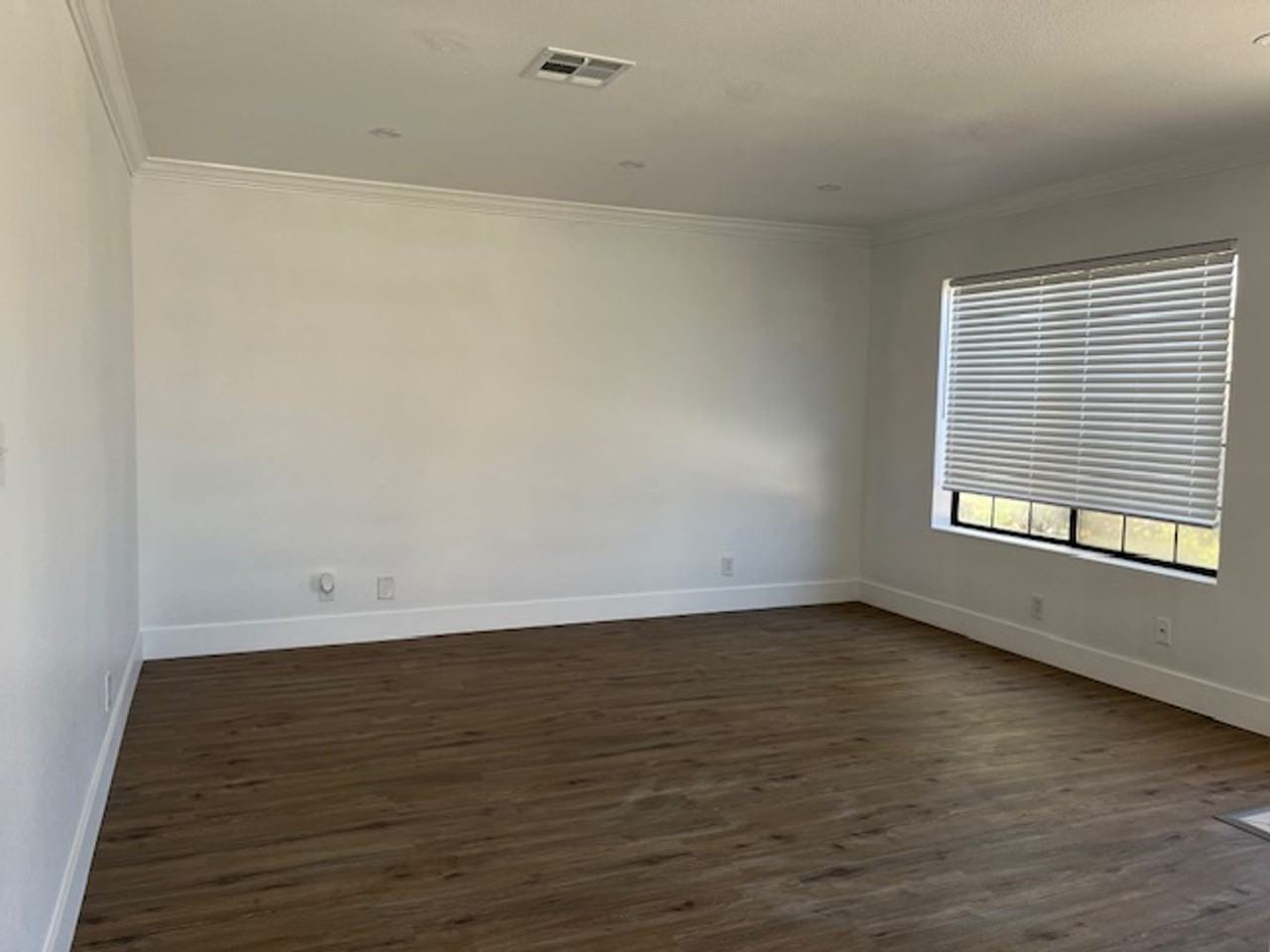 21440 Santa Barbara Dr - Photo 2 of 16