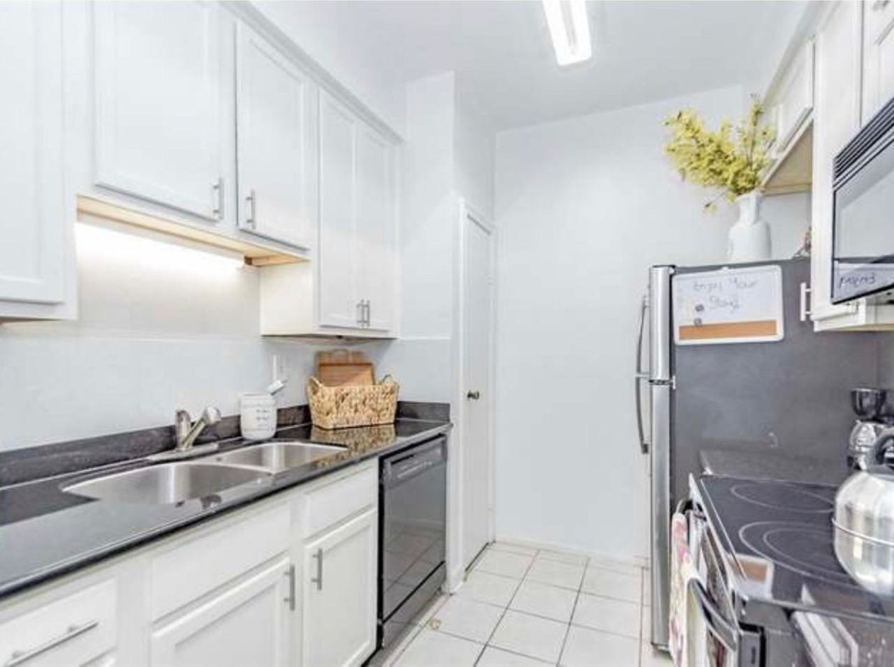 7950 N Stadium Dr - Photo 7 of 46