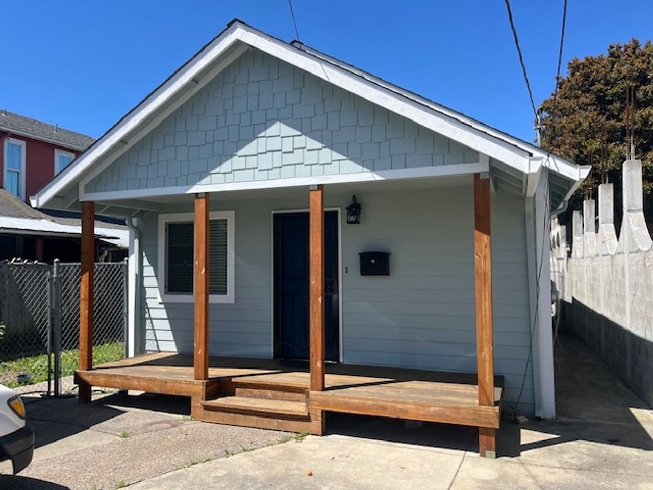 619 18th St - Photo 2 of 28