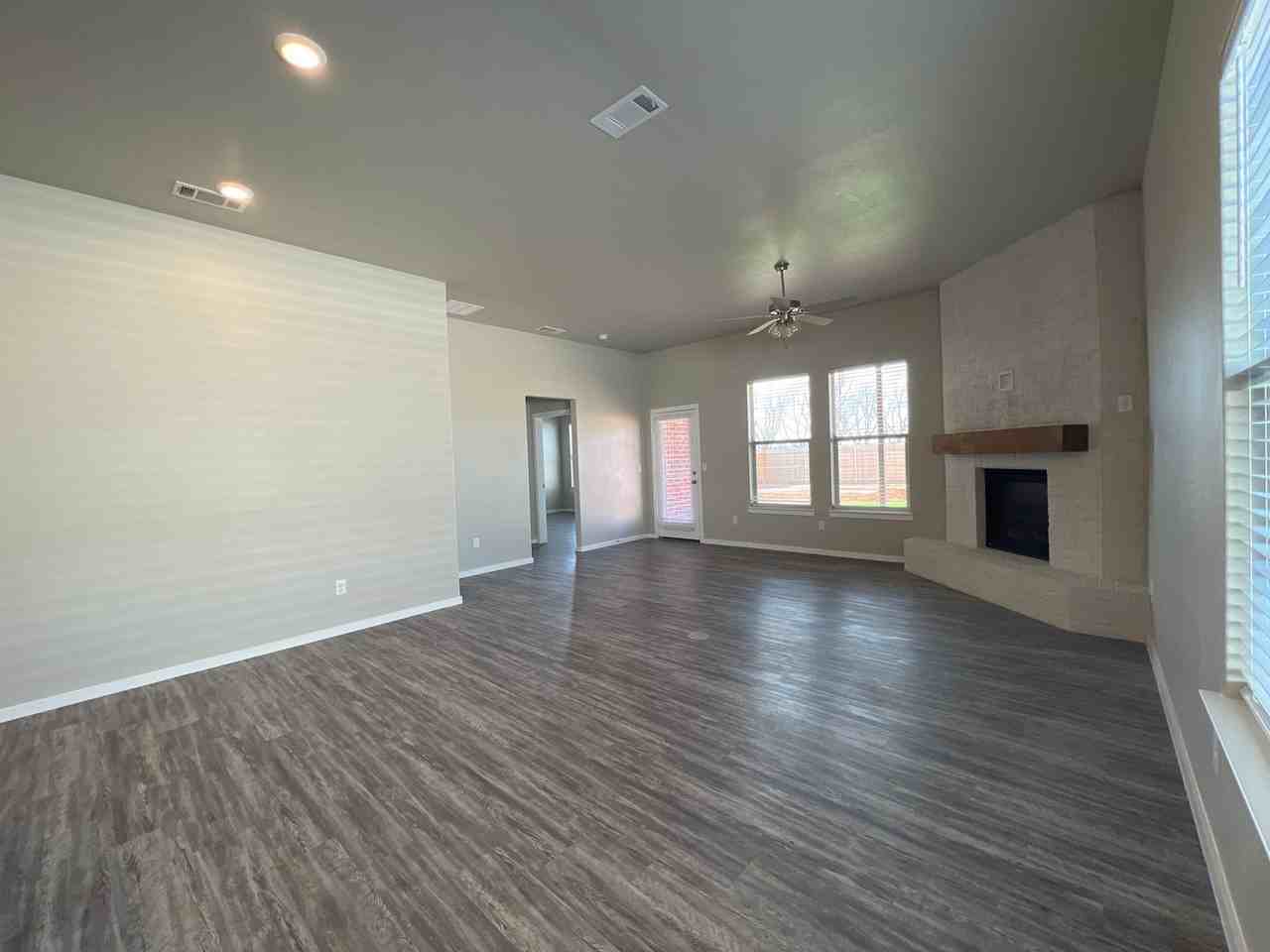 1910 S County Road 1118 - Photo 4 of 20