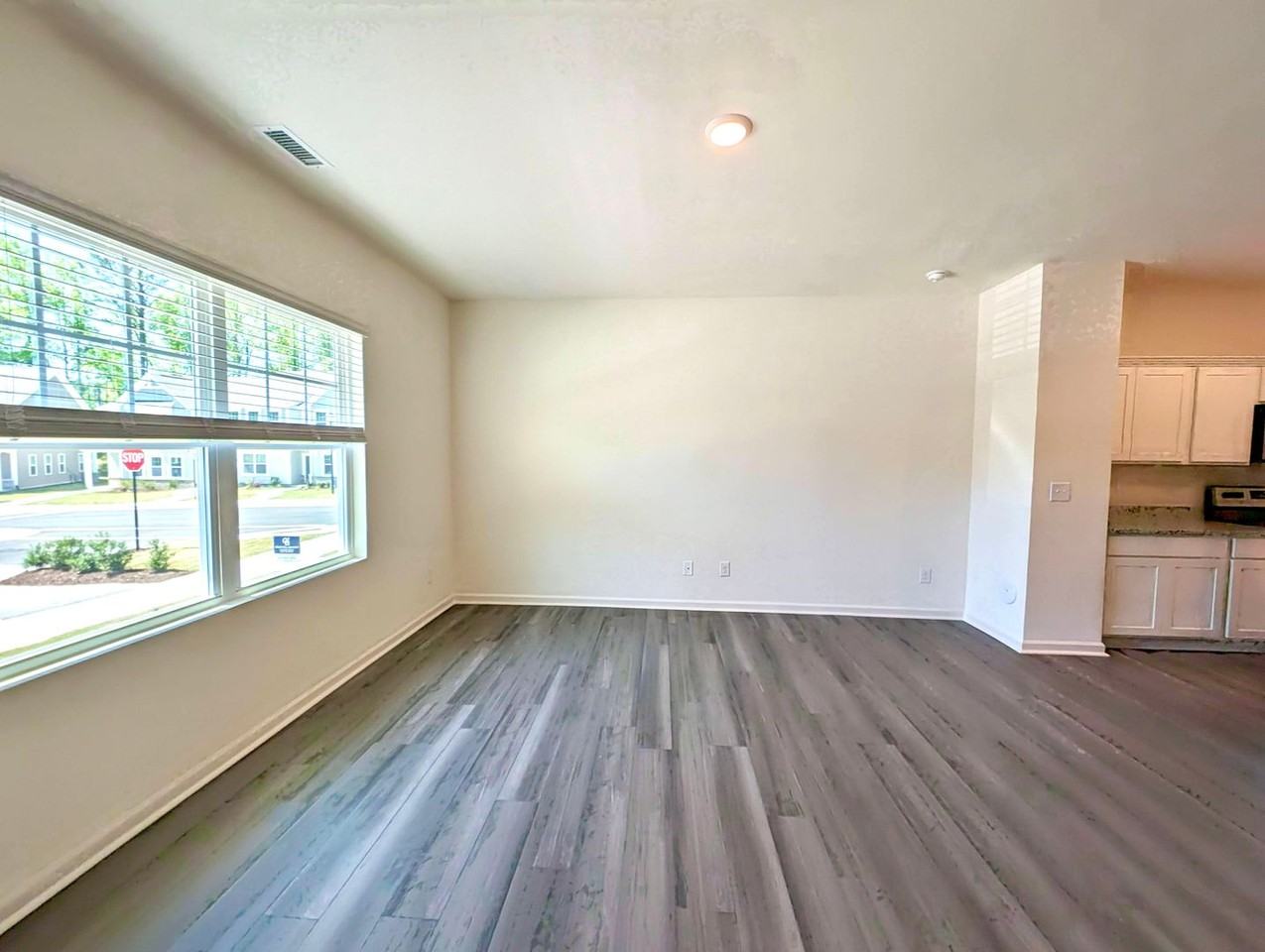 324 Spaight Acres Way - Photo 4 of 29