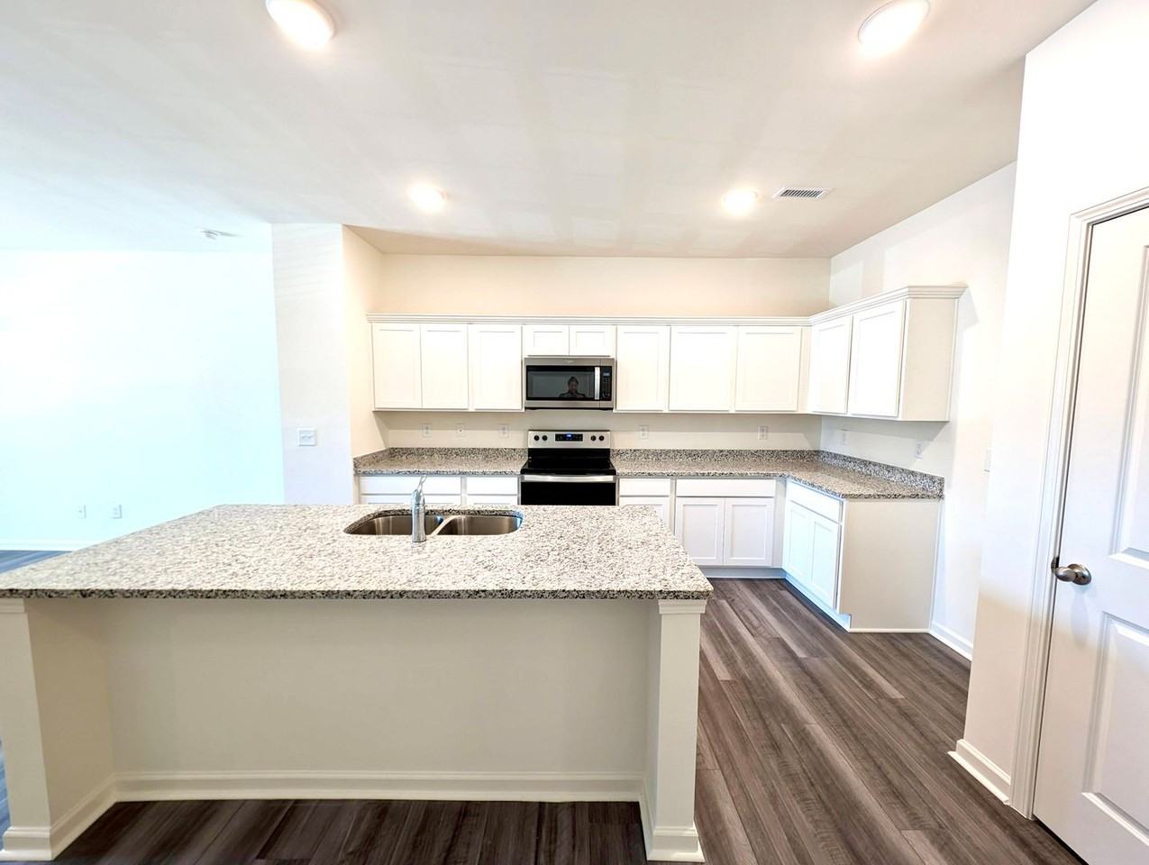 324 Spaight Acres Way - Photo 6 of 29