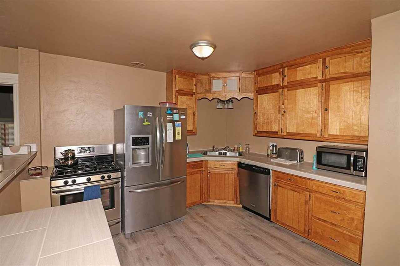 405 Dressell Dr #A - Photo 3 of 18