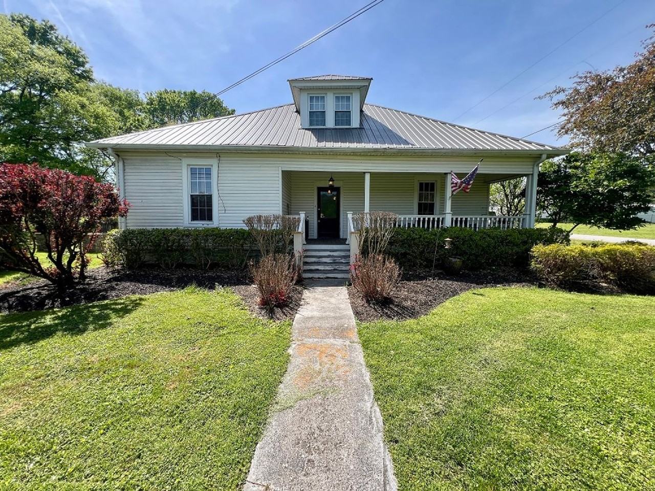 8853 Horton Hwy - Photo 2 of 35