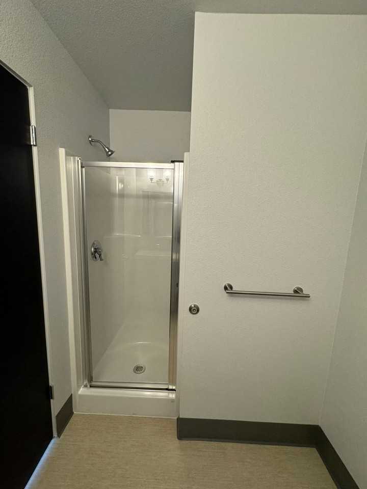 151 N Williams Ave #302 - Photo 6 of 13