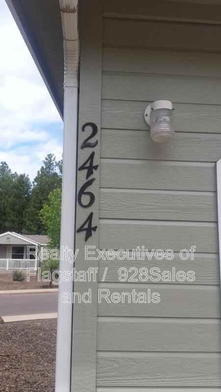 2494 W Coronado Ave - Photo 2 of 11