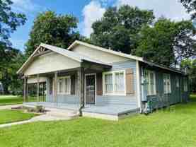 306 S Lee Ave - Photo 1 of 1