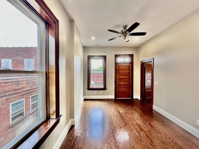 3820 Nebraska Ave - Photo 3 of 12