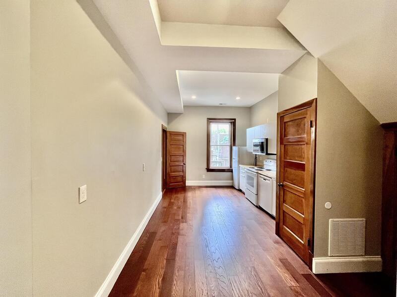 3820 Nebraska Ave - Photo 5 of 12