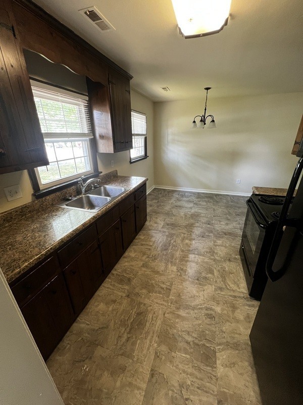 4601 Greatwood Dr - Photo 2 of 11