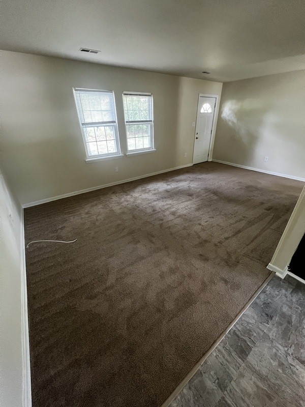 4601 Greatwood Dr - Photo 4 of 11