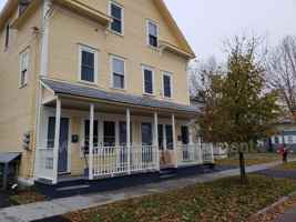 featured image of 17 Drew St