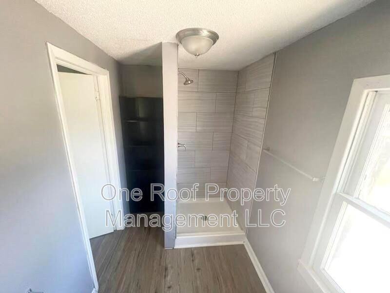 447 N Lawndale Ave - Photo 6 of 8