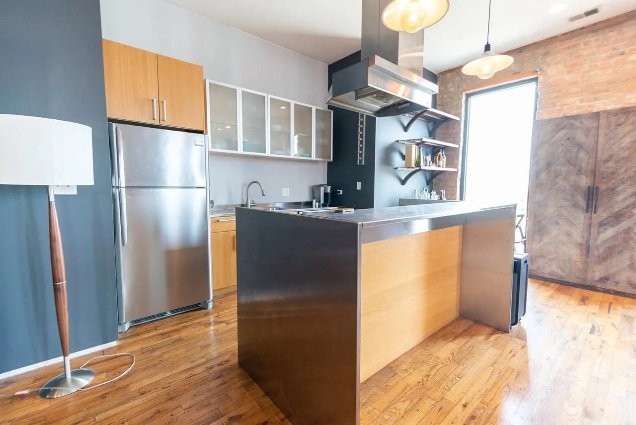 3000 South Archer Avenue - Photo 5 of 10