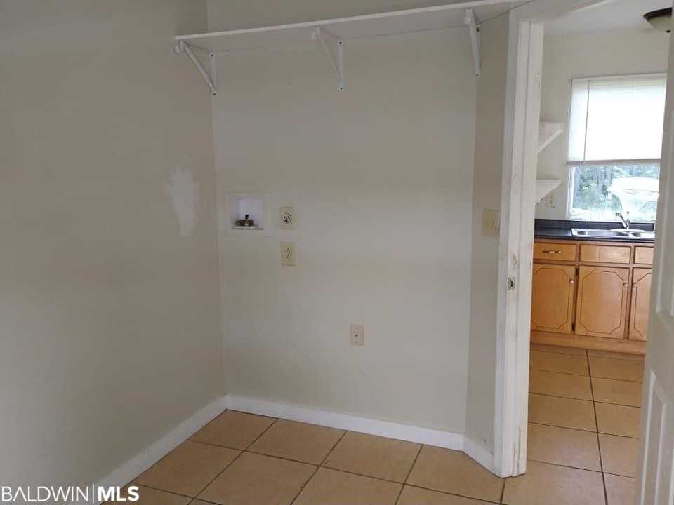 1616 1/2 N Cedar St #1616-1-2 - Photo 5 of 10