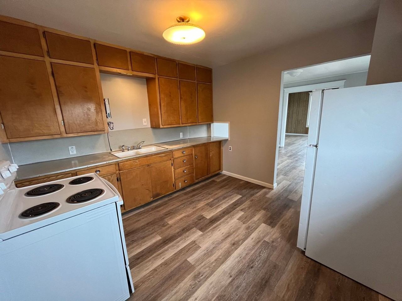 112 E Garfield Ave - Photo 2 of 18