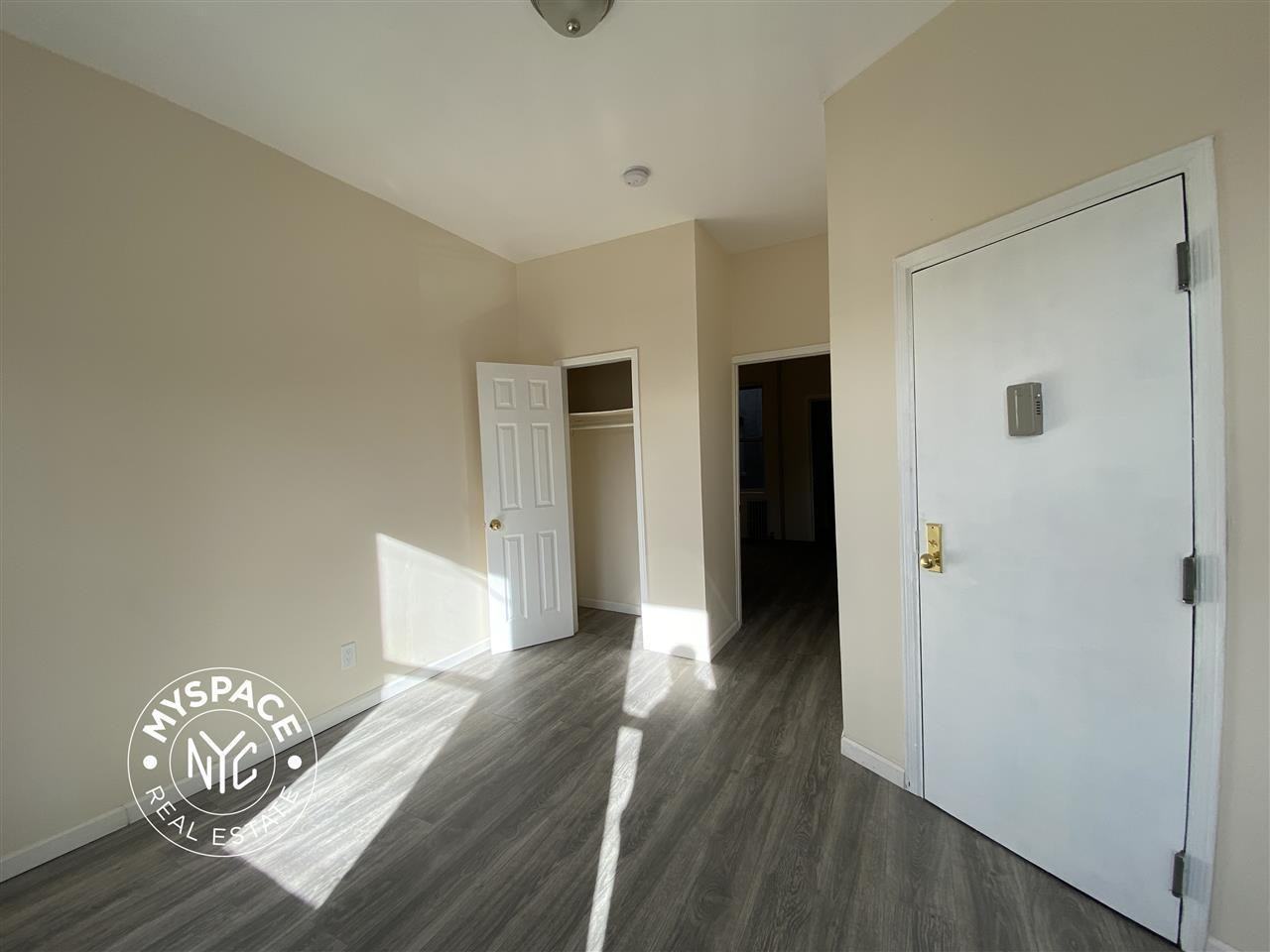 65 Wyckoff Ave #2R - Photo 7 of 7