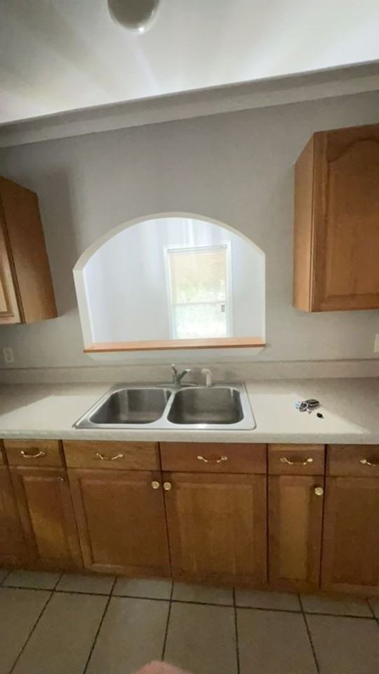 2725 Lake Mary St - Photo 7 of 17