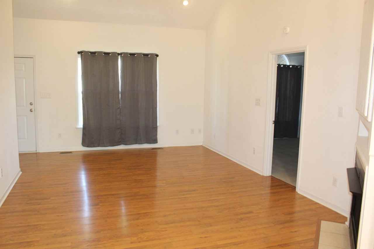 212 Killdeer Dr - Photo 4 of 13