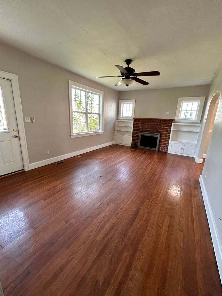 114 Cherry Ave - Photo 2 of 16