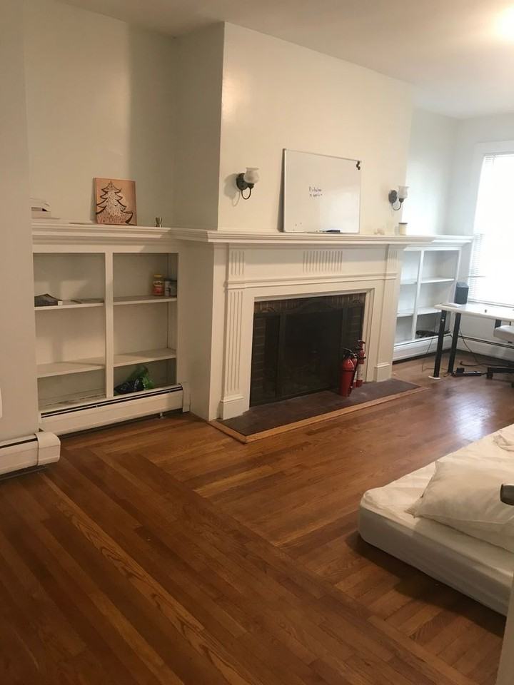 256 Bradley Street - Photo 3 of 33