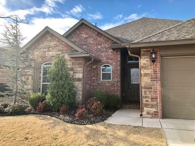 6612 Nw 160th St - Photo 2 of 22