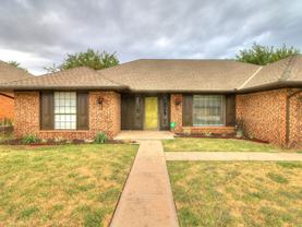 7417 Nw 101st St - Photo 1 of 1