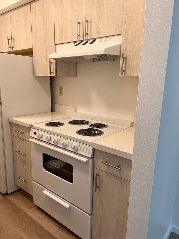 Mountain View Apartment - Photo 3 of 50