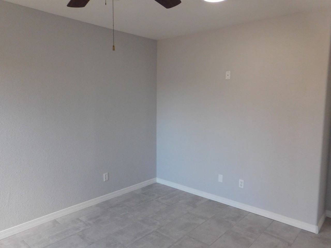 2915 2915 La Mesilla Circle - Photo 3 of 25