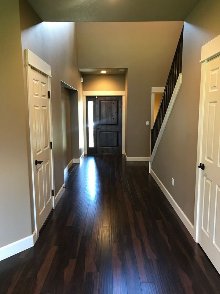 3527 Ne Crystal Springs Dr - Photo 3 of 24