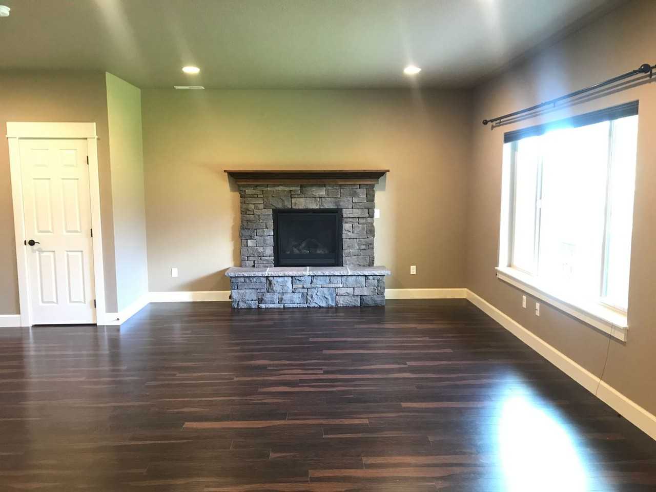 3527 Ne Crystal Springs Dr - Photo 4 of 24