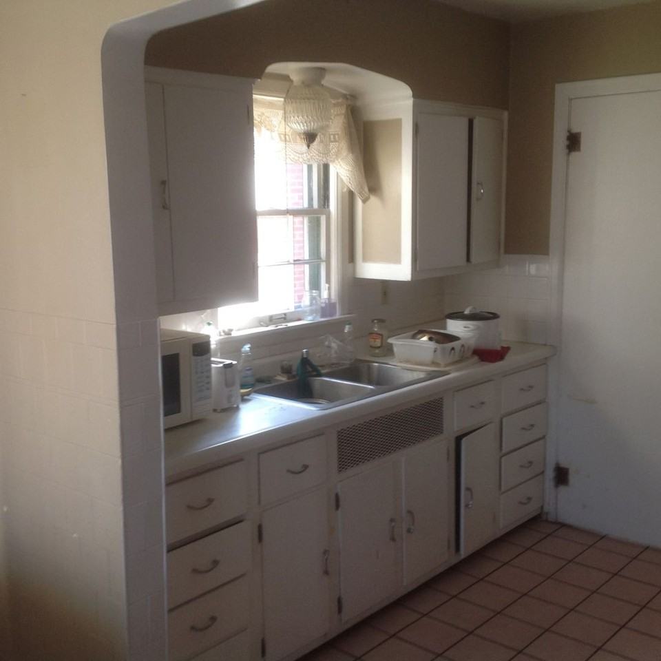 333 Lawn Ave - Photo 3 of 4