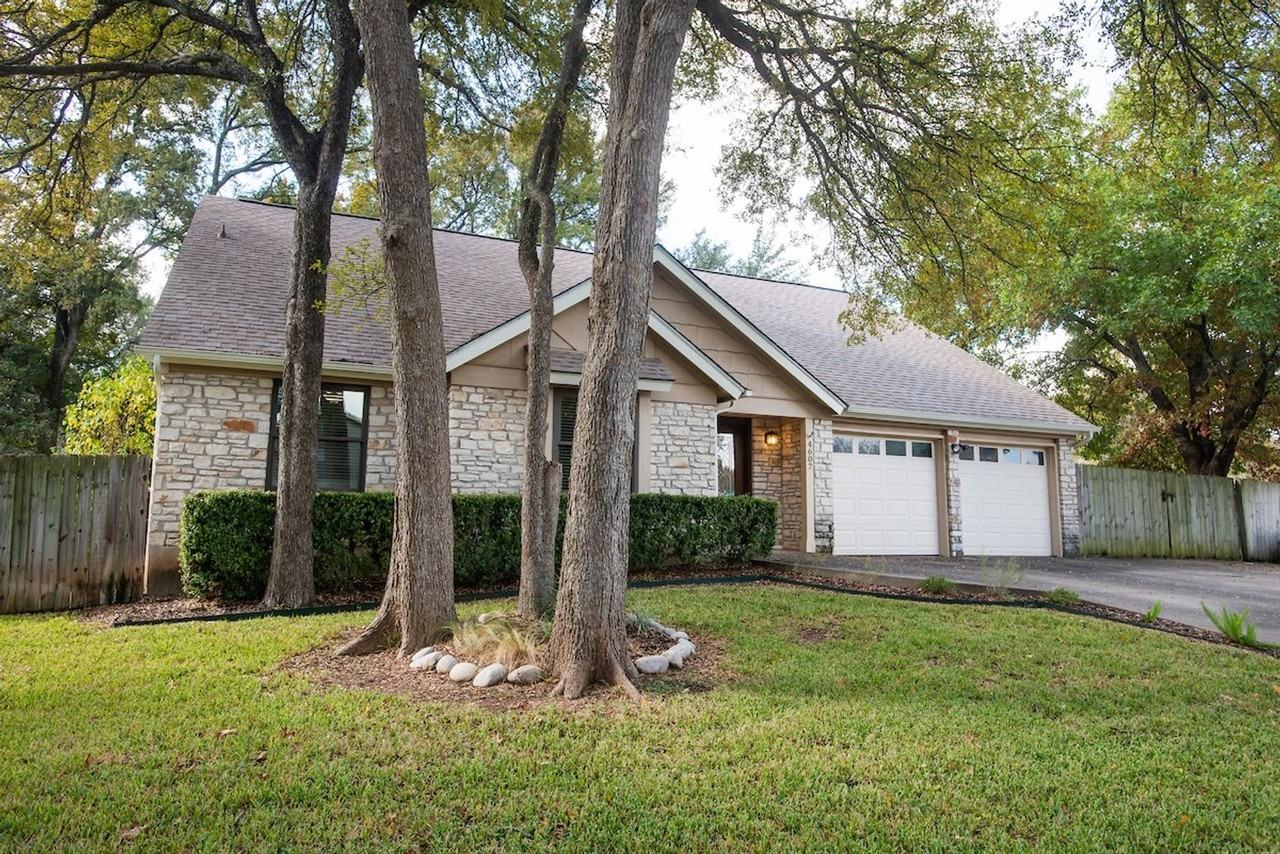 4607 Bridlewood Dr - Photo 3 of 32