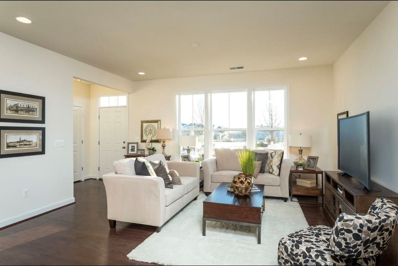 3432 Crepe Myrtle Dr - Photo 5 of 17