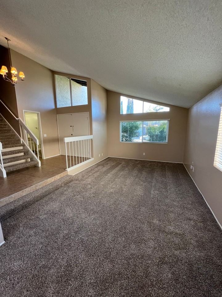 8081 Hillandale Dr - Photo 7 of 20