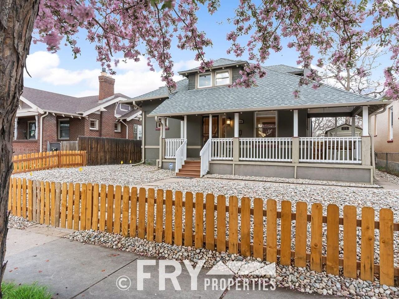 3438 Federal Blvd - Photo 3 of 41
