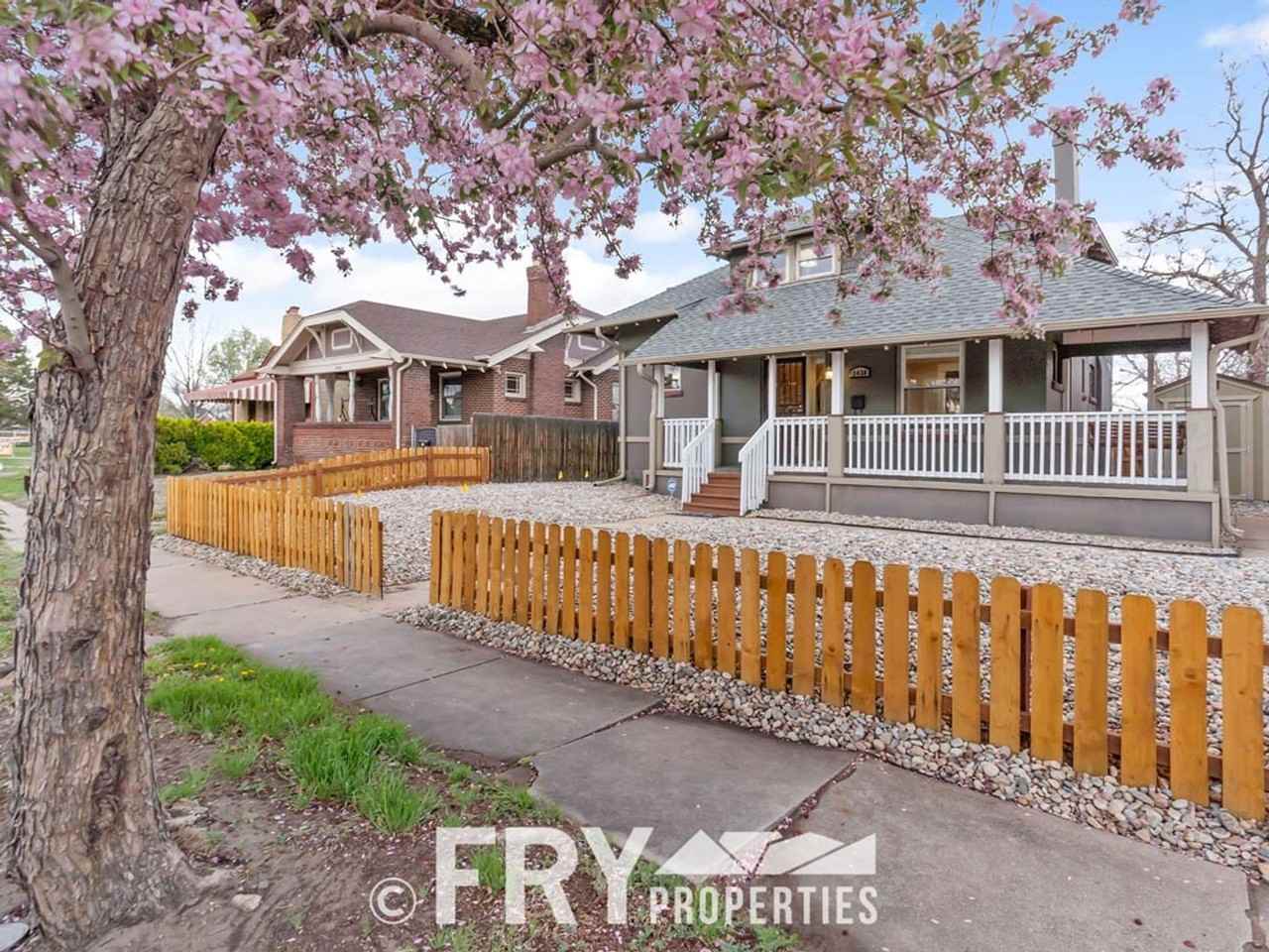 3438 Federal Blvd - Photo 4 of 41