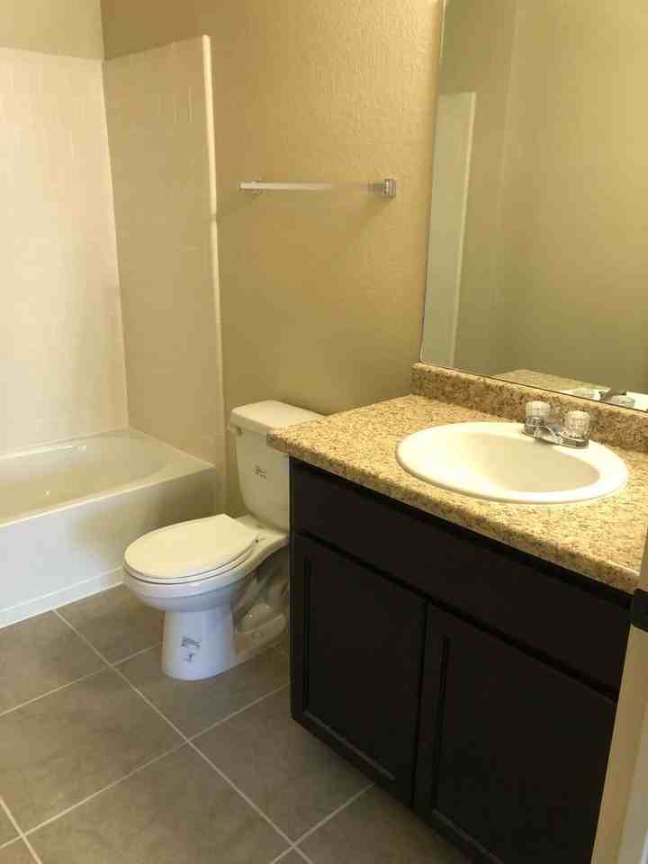 7279 E 39th St - Photo 7 of 12