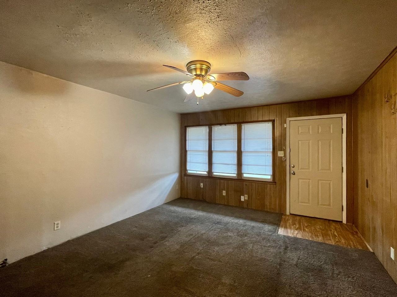 4780 El Paso St - Photo 2 of 9