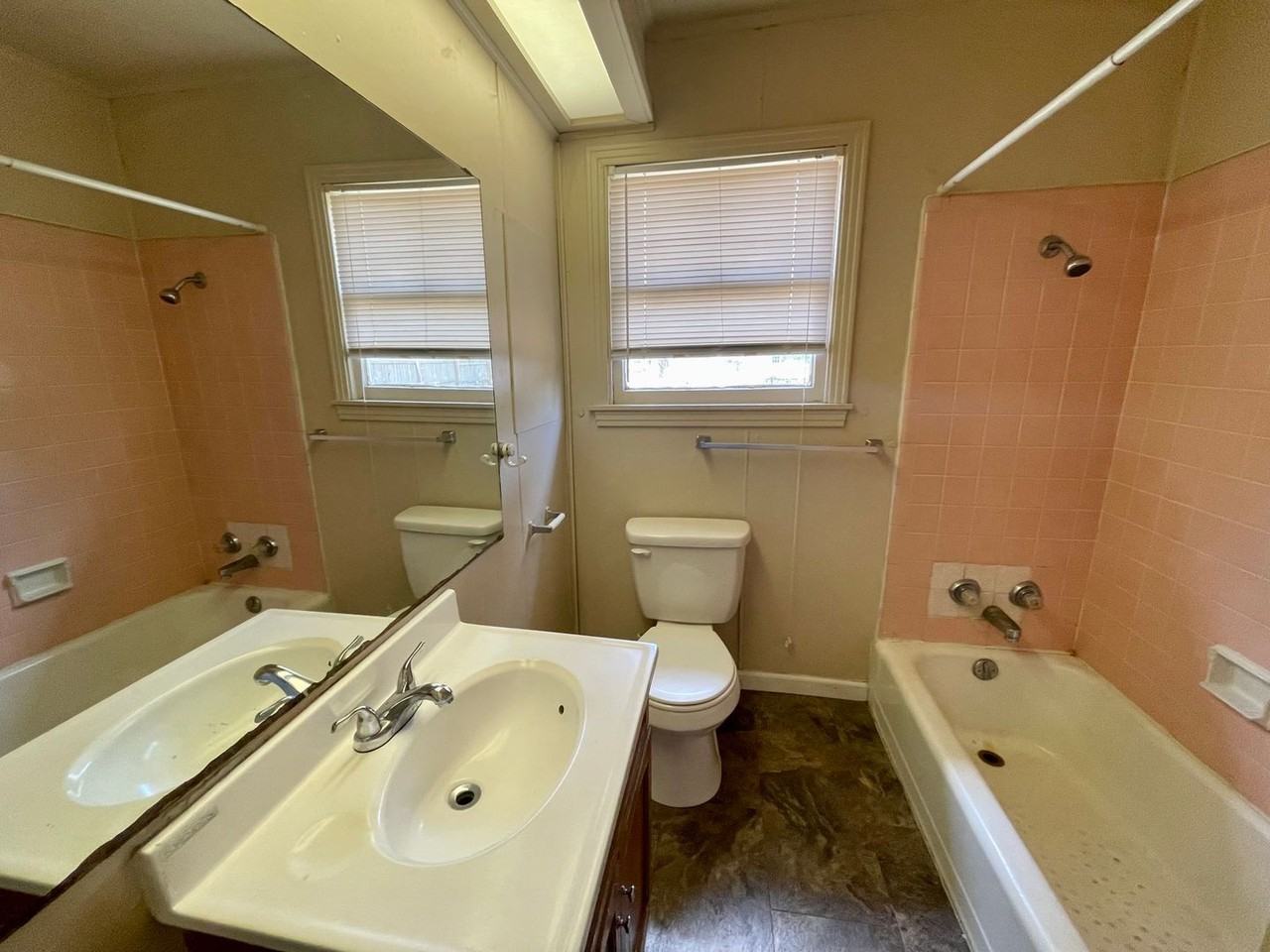 4780 El Paso St - Photo 6 of 9