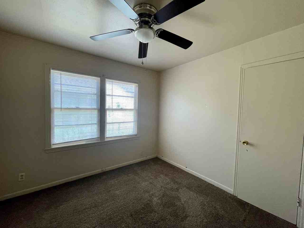 4780 El Paso St - Photo 7 of 9