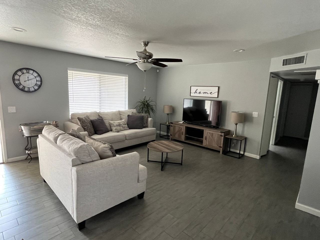 131 Voyager Ln - Photo 4 of 23