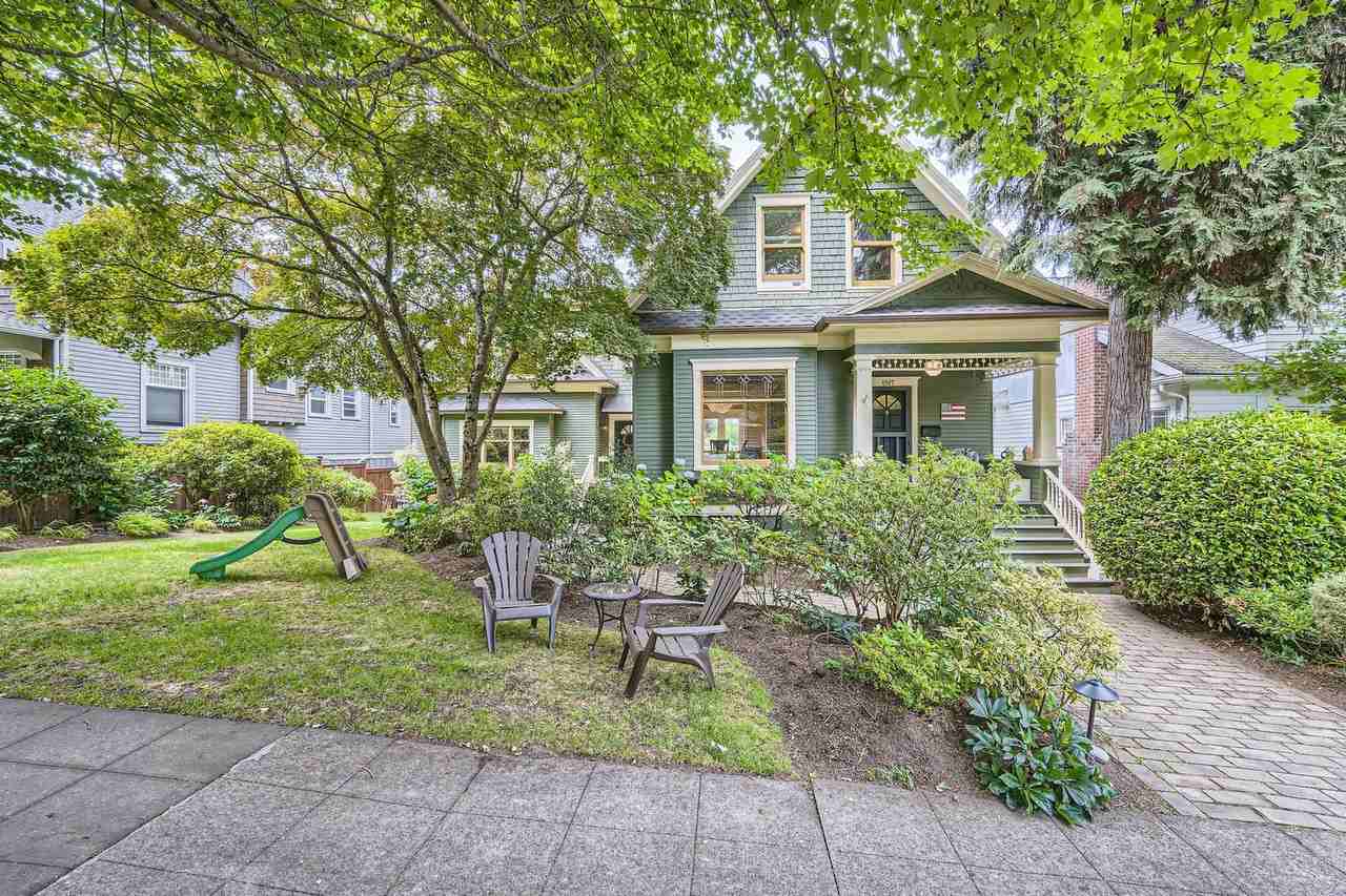 1917 4th Ave W - Photo 3 of 47