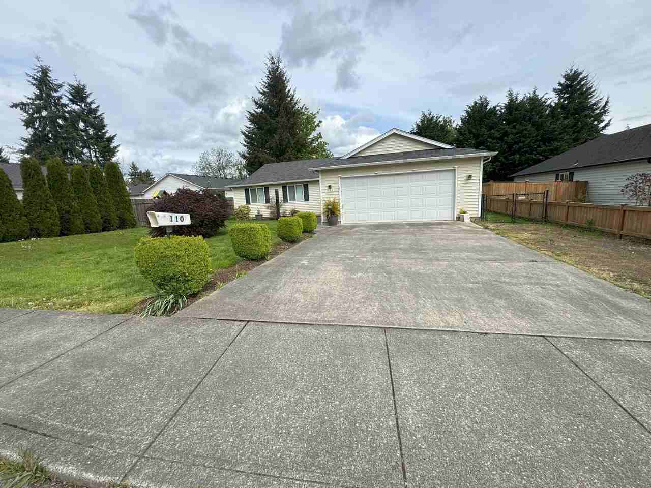 110 3rd Ave Nw - Photo 2 of 26