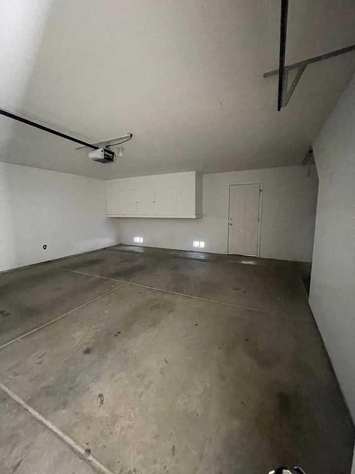 331 OT - 331 Phyllis Dr. #4 - Photo 3 of 18