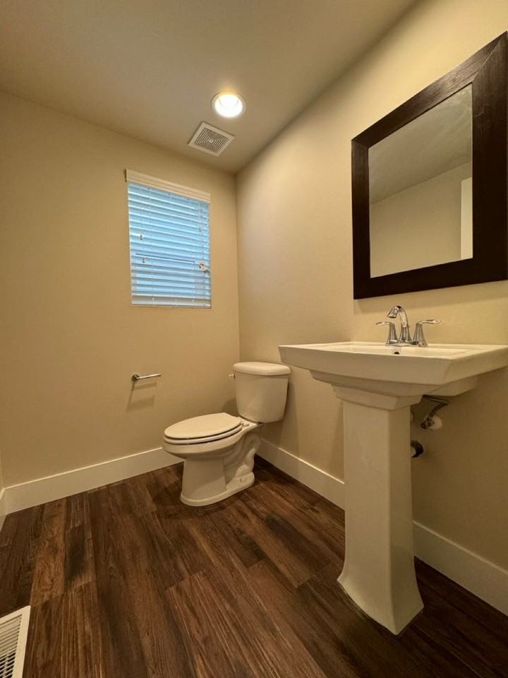 14923 16th Ave W - Photo 4 of 35