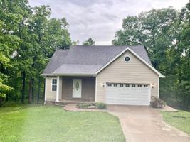 featured image of 140 Bobolink Lane